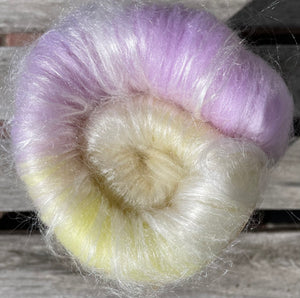 Tumeric and Blueberries Fibre Batt
